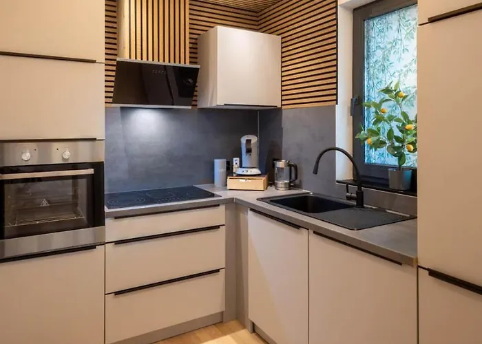 Modern Living *